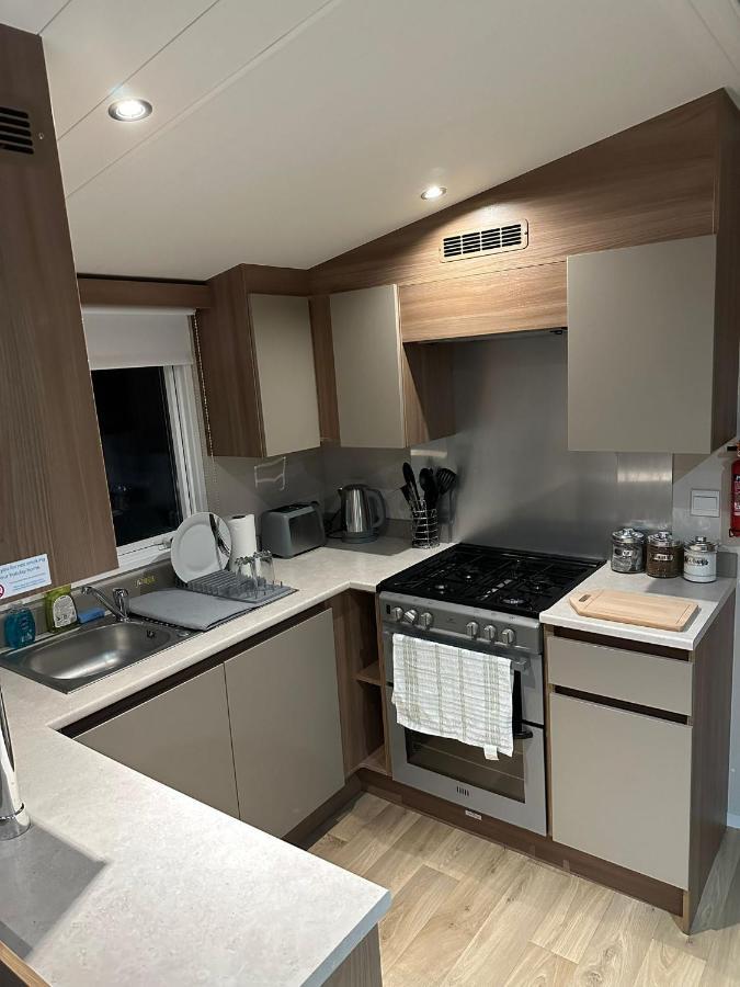 Luxurious 6 Berth Swift Bordeaux On Lyons Robin Hood Rhyl Villa Meliden Eksteriør billede