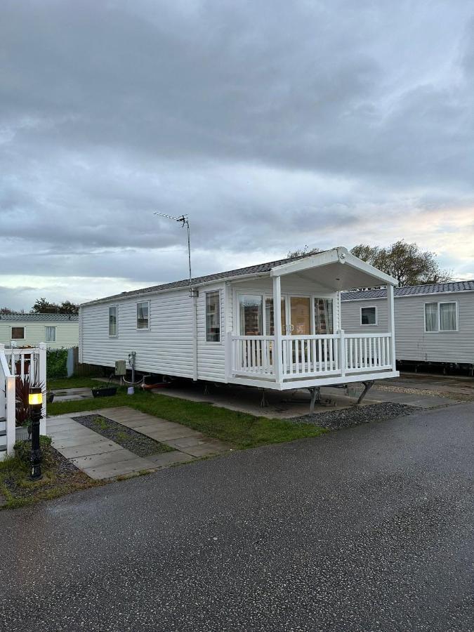 Luxurious 6 Berth Swift Bordeaux On Lyons Robin Hood Rhyl Villa Meliden Eksteriør billede